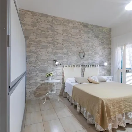 Bed & Breakfast L'isola Che Non C'e 4*