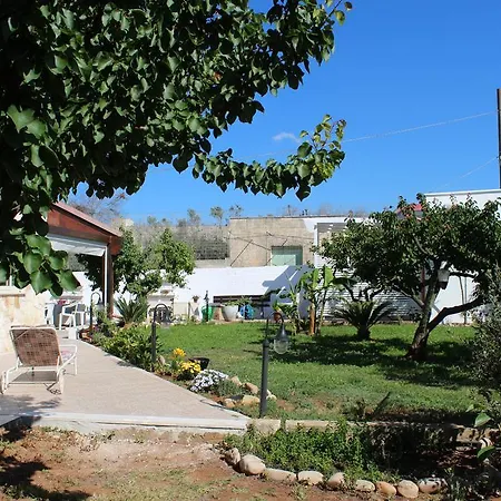 L'isola Che Non C'e فندق مبيت وإفطار توري سان جيوفاني أوغينتو
