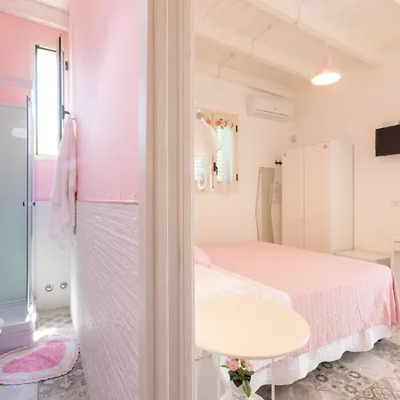 Bed & Breakfast L'isola Che Non C'e 4*